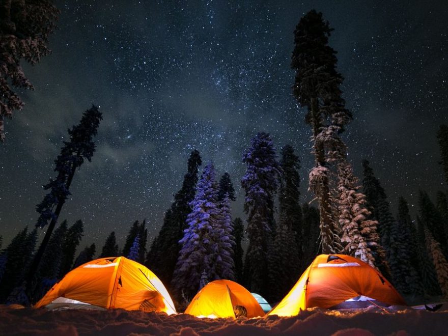 Camping er en god måde at samle hele familien